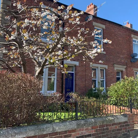Modern 3 Bed House In The Heart Of Morpeth Town. Villa Exterior photo